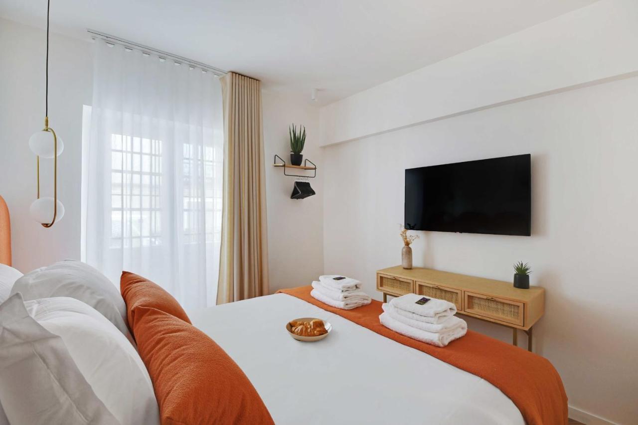 Charming Apartment Near Maraissentier Париж Екстериор снимка