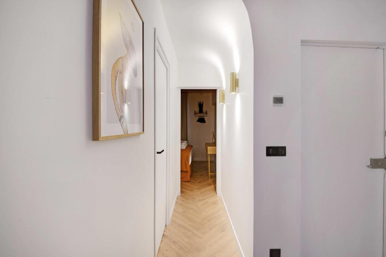 Charming Apartment Near Maraissentier Париж Екстериор снимка